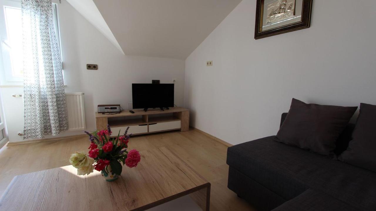 Apartments Marijana Srsici 외부 사진